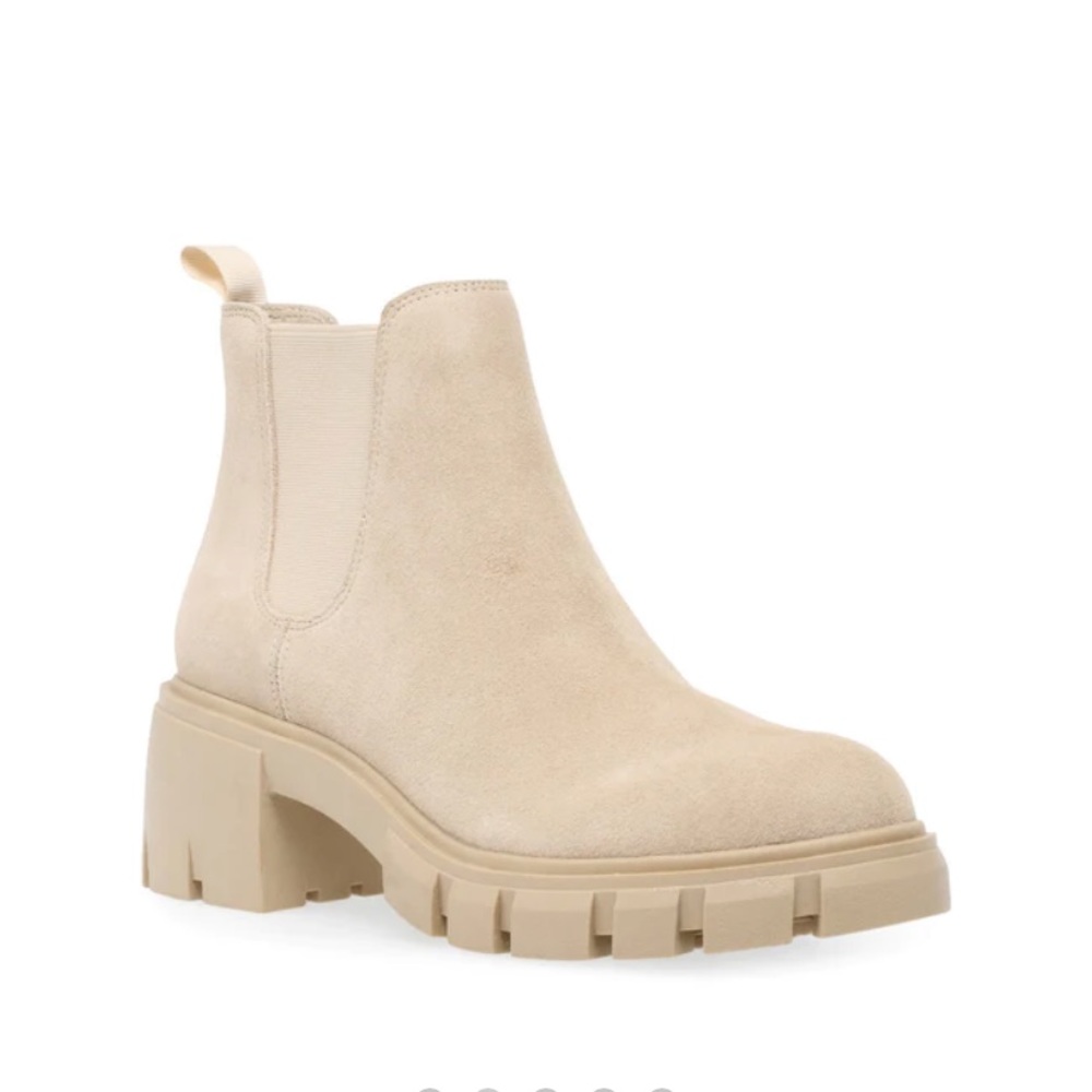 Steve Madden Howler Sand Suede
